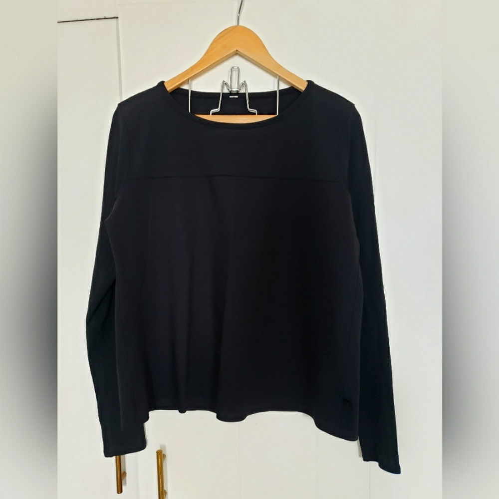 Lululemon long sleeve top casual wear sz s-m